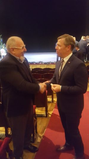 Spotkanie opłatkowe - ﻿konsul Janusz Krzywoszyński oraz Wojewoda Małopolski Piotr Ćwik